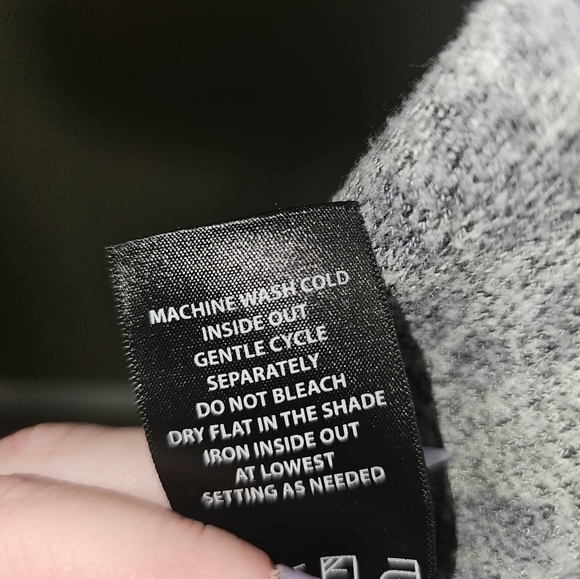 Soft gray cheetah print sweater - Picture 7 of 7